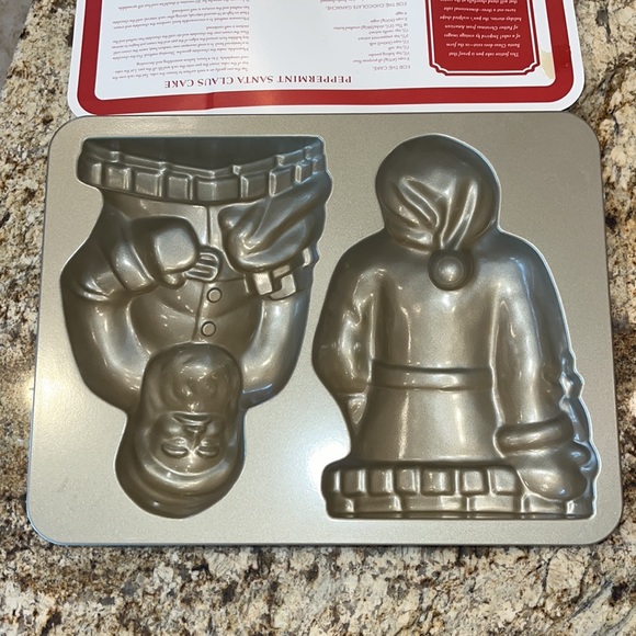 BNWT Williams-Sonoma, Nordicware, Vintage Santa Claus cake pan - Picture 8 of 9